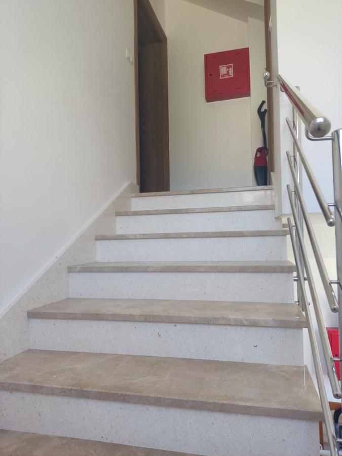 Sunny Attic Apartment With Balcony & Modern City Apartment With Outdoor Area, No Balcony Trogir Exterior photo